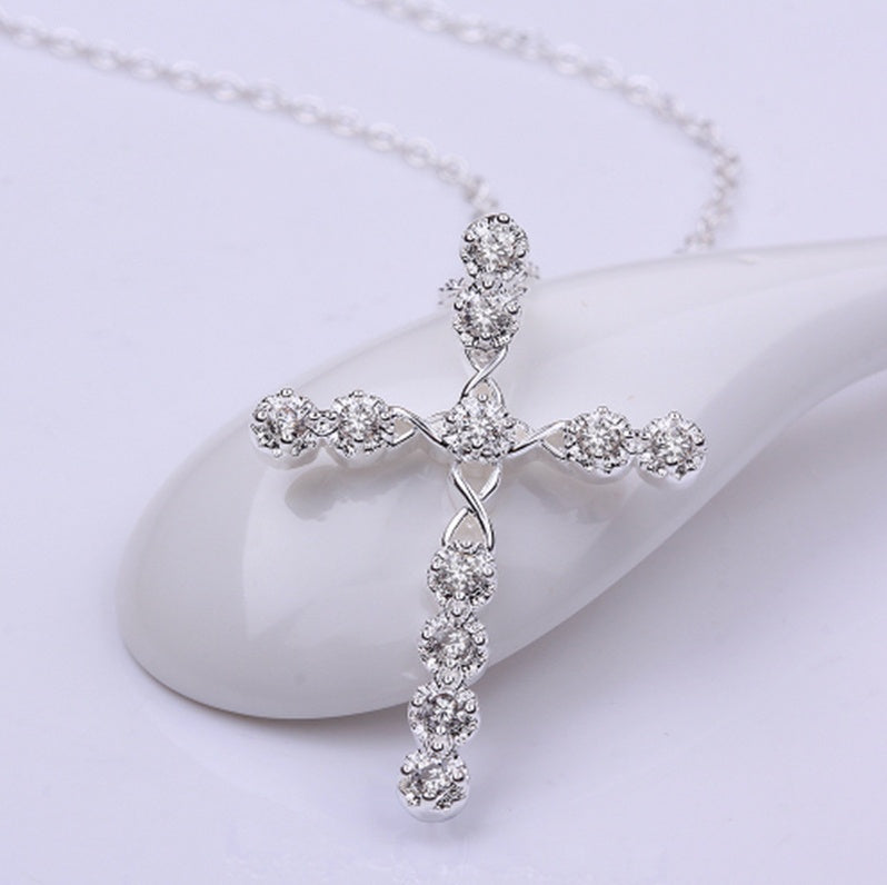 Creative Twist Diamond Cross Necklace Exquisite Zircon Cross